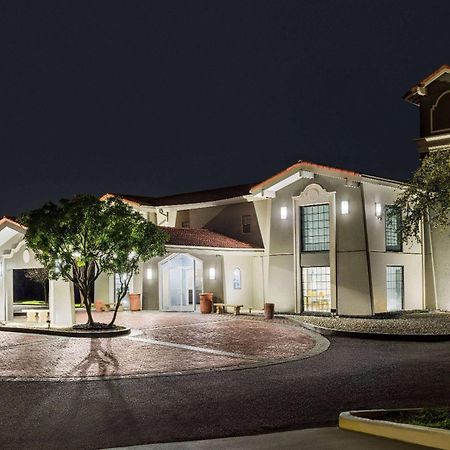 La Quinta Inn By Wyndham San Antonio Lackland Exteriér fotografie