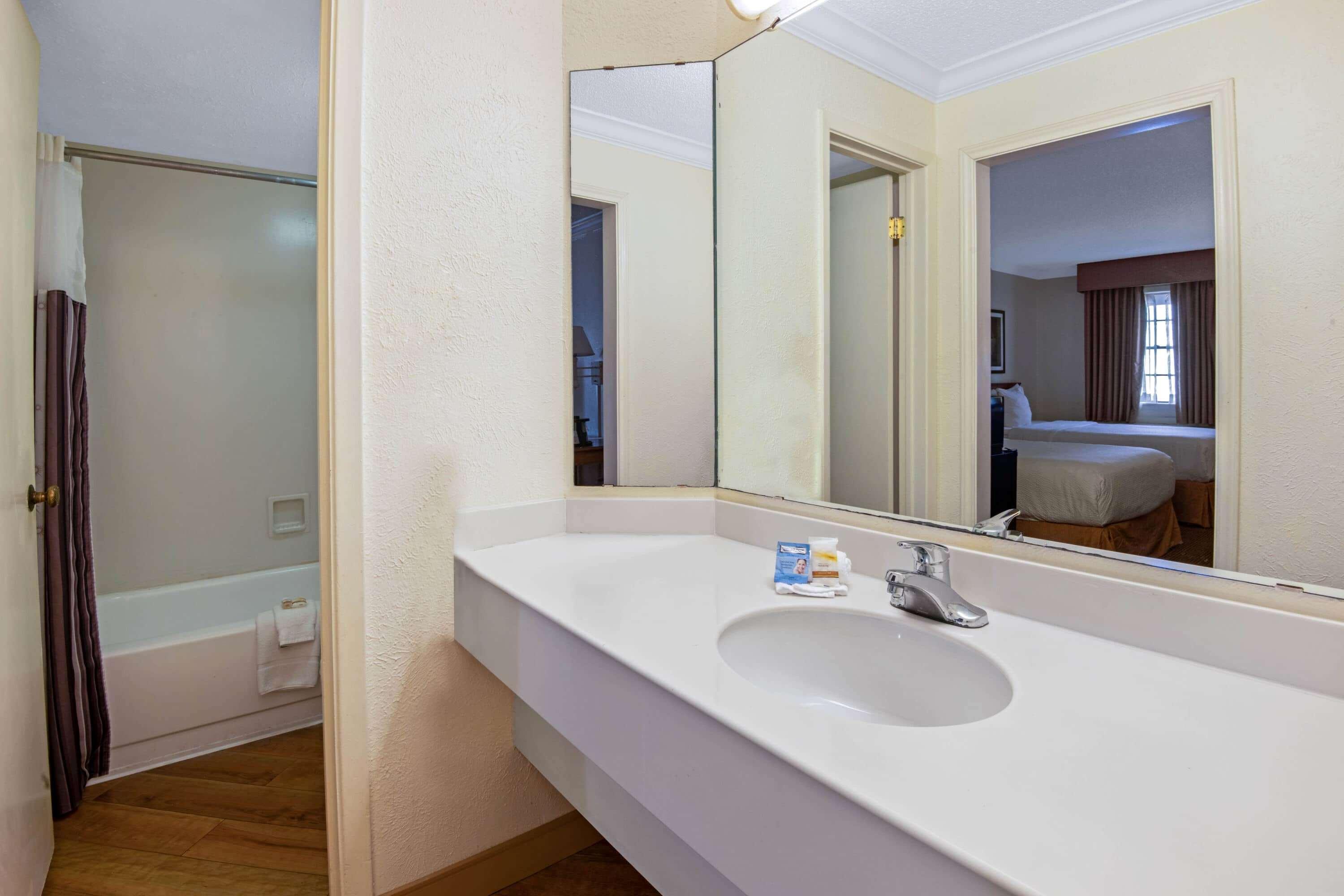 La Quinta Inn By Wyndham San Antonio Lackland Exteriér fotografie