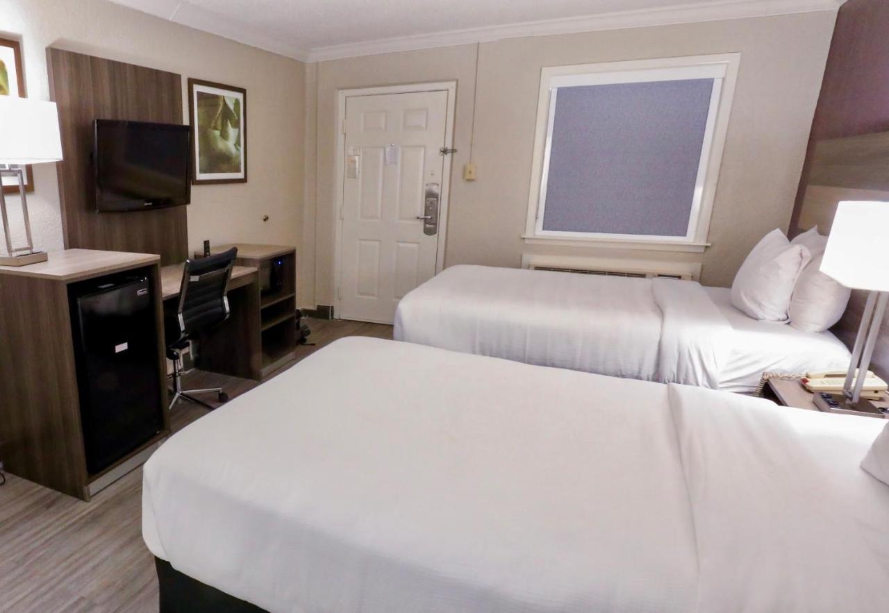 La Quinta Inn By Wyndham San Antonio Lackland Exteriér fotografie