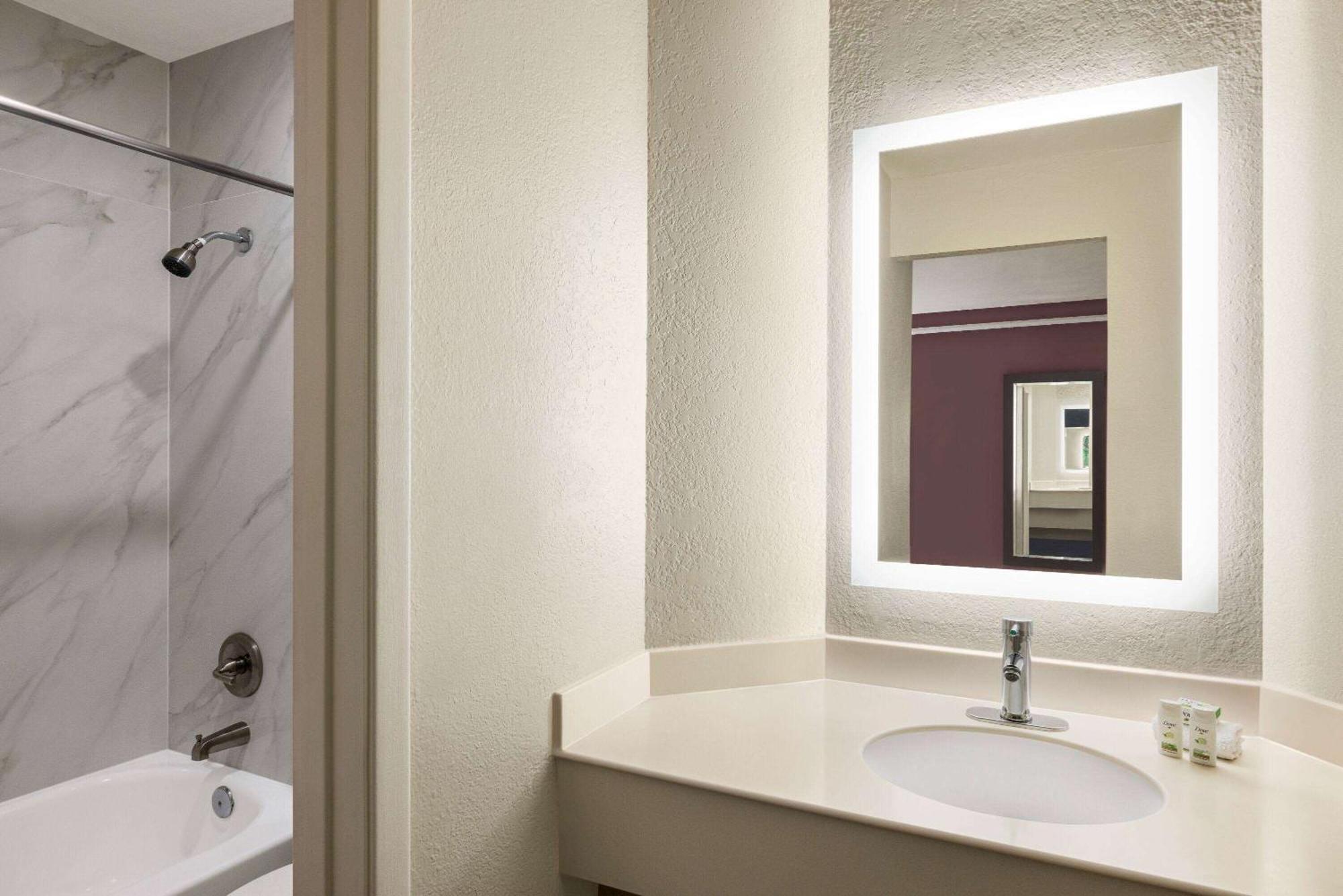 La Quinta Inn By Wyndham San Antonio Lackland Exteriér fotografie