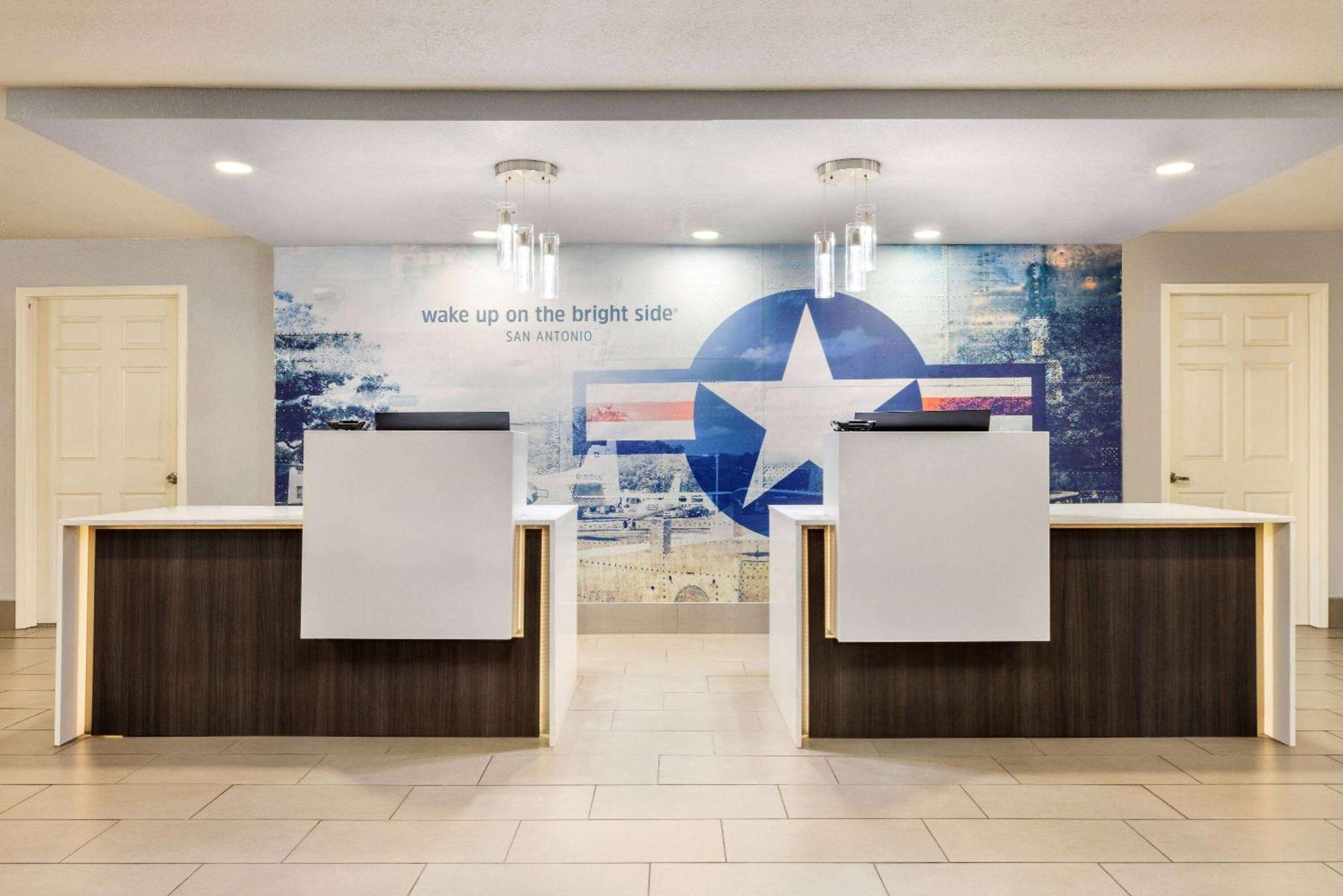 La Quinta Inn By Wyndham San Antonio Lackland Exteriér fotografie