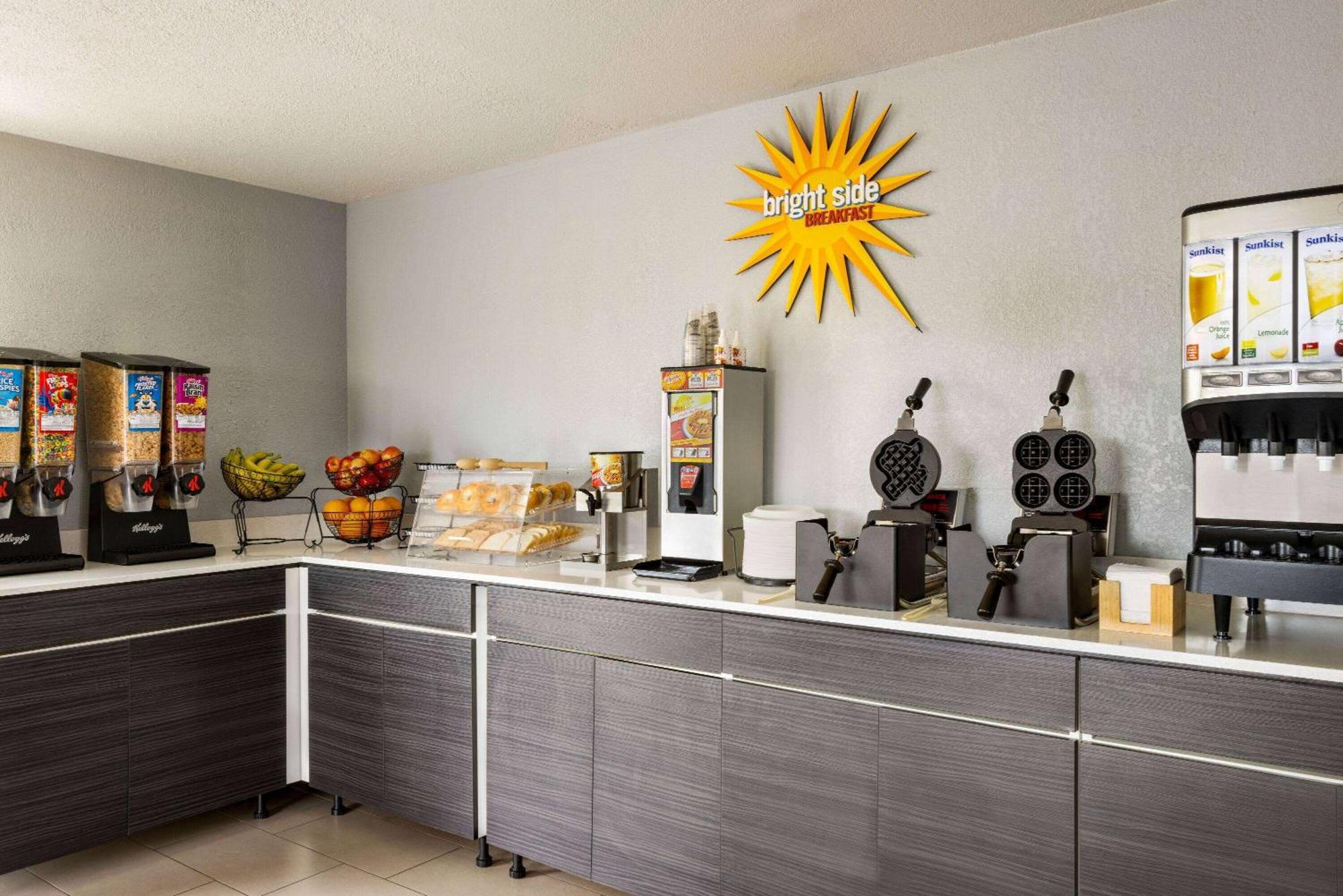 La Quinta Inn By Wyndham San Antonio Lackland Exteriér fotografie